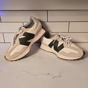 New Balance 327 Athletic Shoes Sneakers Men Size 11 MS327ASN Moonbeam Leaf Green